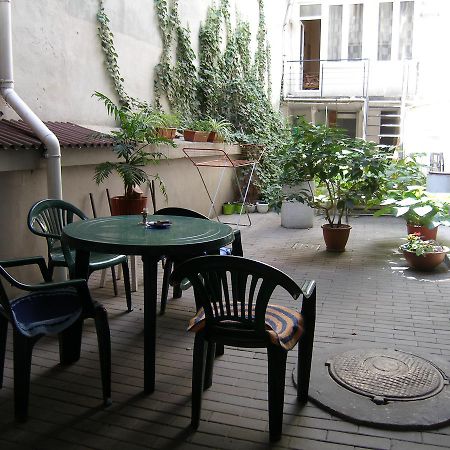 Tapki Hostel Odessa Exteriör bild