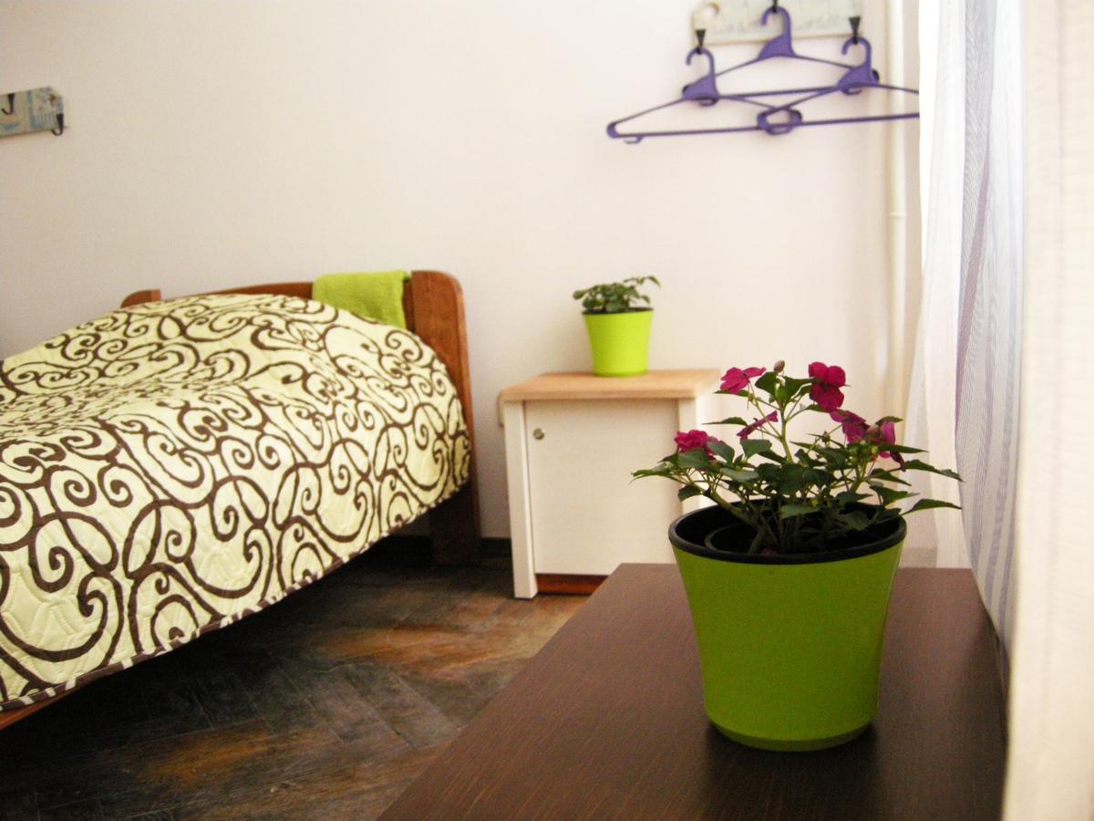 Tapki Hostel Odessa Exteriör bild