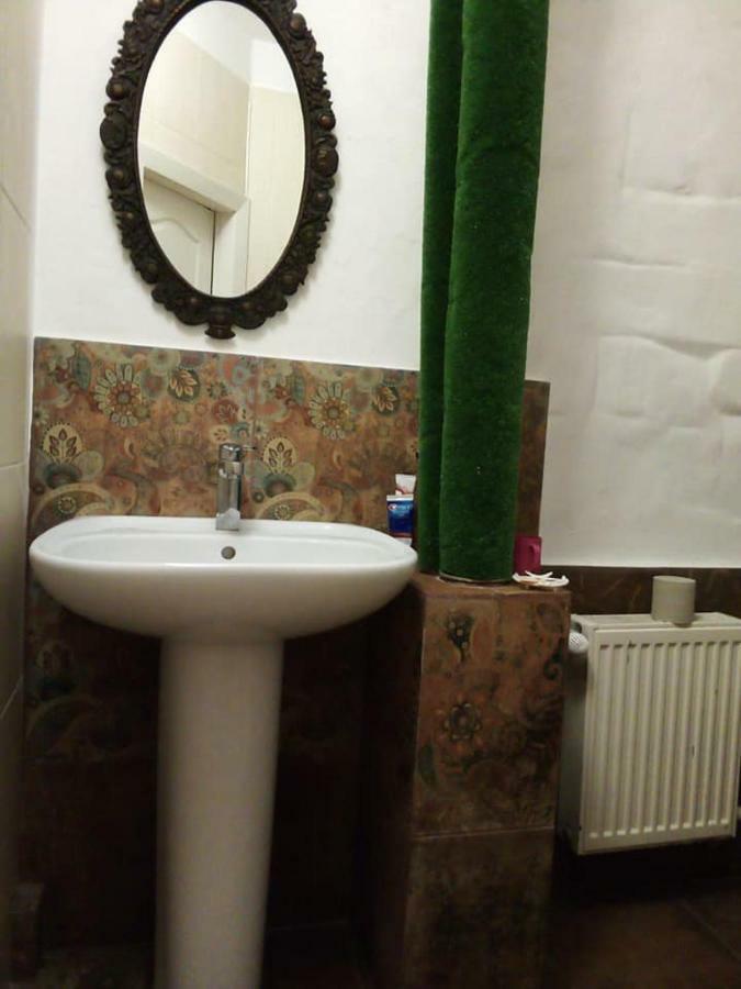 Tapki Hostel Odessa Exteriör bild